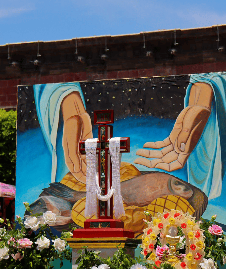 “OJALÁ NUNCA DESMAYE, ESTA HERMOSA TRADICIÓN Y SIGA LA DEVOCIÓN A LA SANTA CRUZ DEL VALLE…