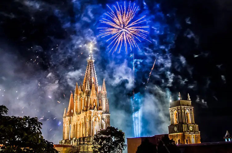 New-Years-Eve-in-San-Miguel-de-Allende-1-1